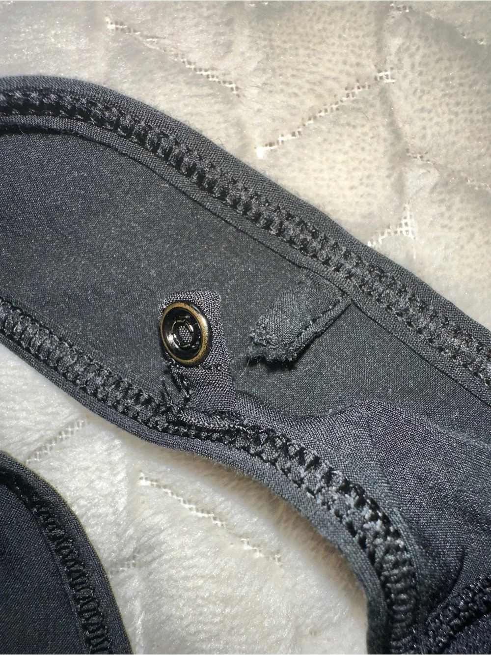Lululemon Tank Top Black PTP 18” Size 4